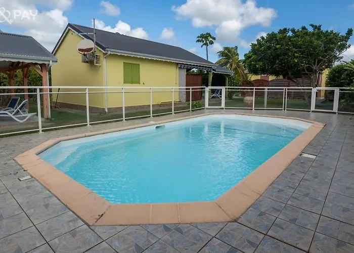 Villa Muscade - Maison Avec Piscine Partagee